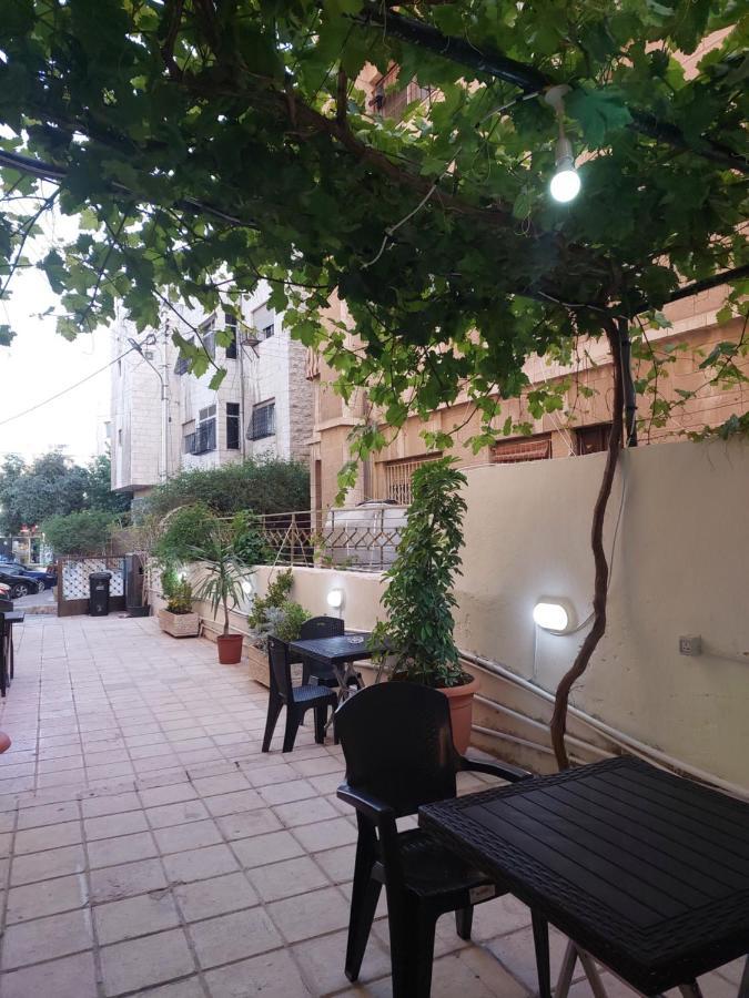 Cozy 4 * Amman